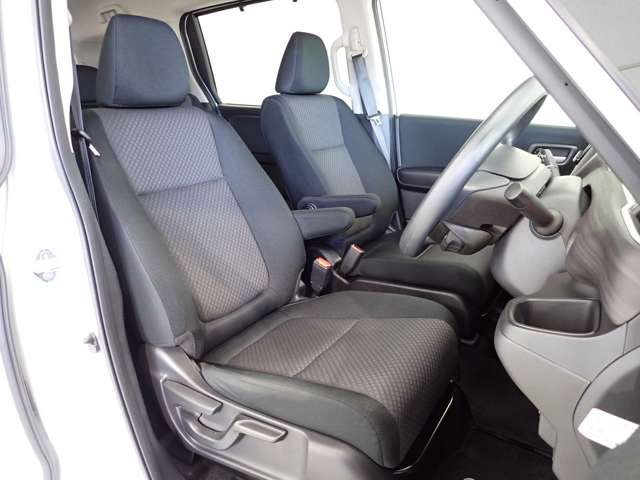 ホンダ フリード　ハイブリッド １．５ ハイブリッド Ｇ ブラックスタイル R5年 (関東) 99