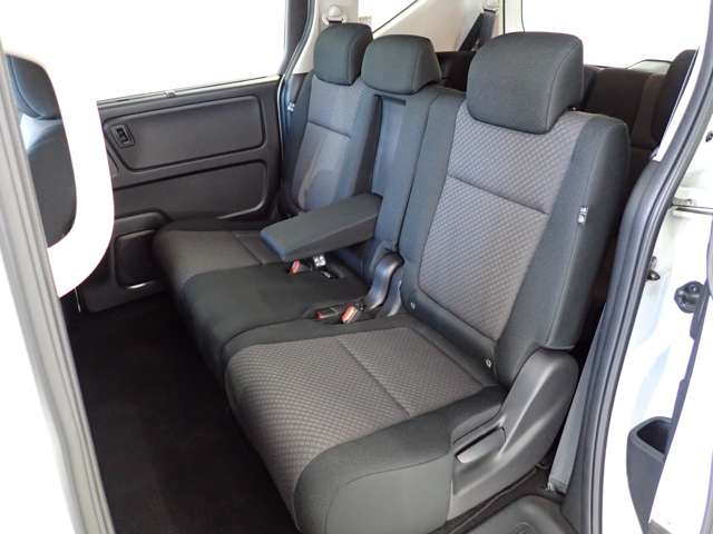 ホンダ フリード　ハイブリッド １．５ ハイブリッド Ｇ ブラックスタイル R5年 (関東) 99