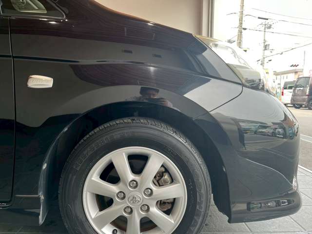 トヨタ アイシス １．８ プラタナ Ｖセレクション H26年 (近畿) 99