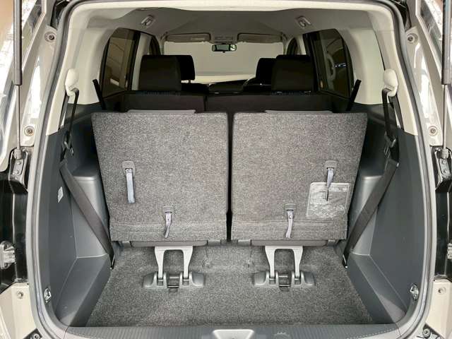 トヨタ アイシス １．８ プラタナ Ｖセレクション H26年 (近畿) 99