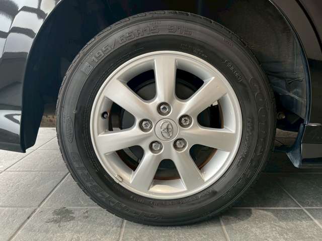 トヨタ アイシス １．８ プラタナ Ｖセレクション H26年 (近畿) 99