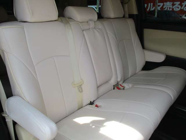 トヨタ アルファード ２．５ Ｘ H29年 (中国) 99