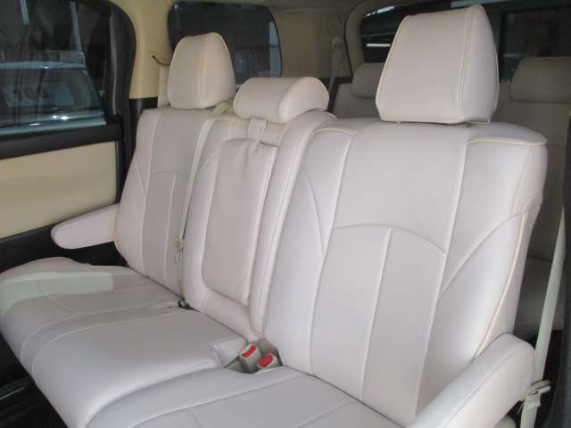 トヨタ アルファード ２．５ Ｘ H29年 (中国) 99