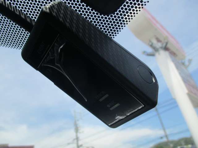 トヨタ プリウス １．８ Ａ プレミアム ツーリングセレクション R2年 (中国) 99