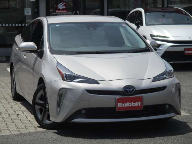 トヨタ プリウス １．８ Ａ プレミアム ツーリングセレクション R2年 (中国) 99