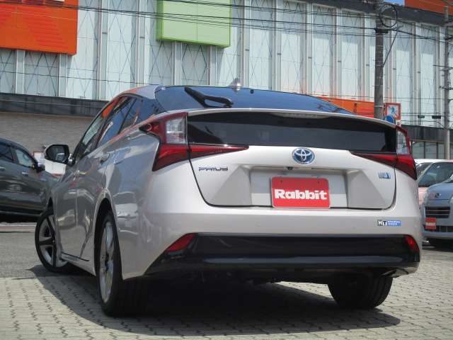 トヨタ プリウス １．８ Ａ プレミアム ツーリングセレクション R2年 (中国) 99