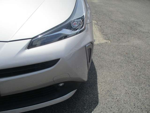 トヨタ プリウス １．８ Ａ プレミアム ツーリングセレクション R2年 (中国) 99