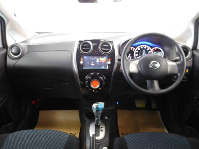 日産 ノート １．２ Ｘ ＤＩＧ－Ｓ H26年 (九州・沖縄) 99