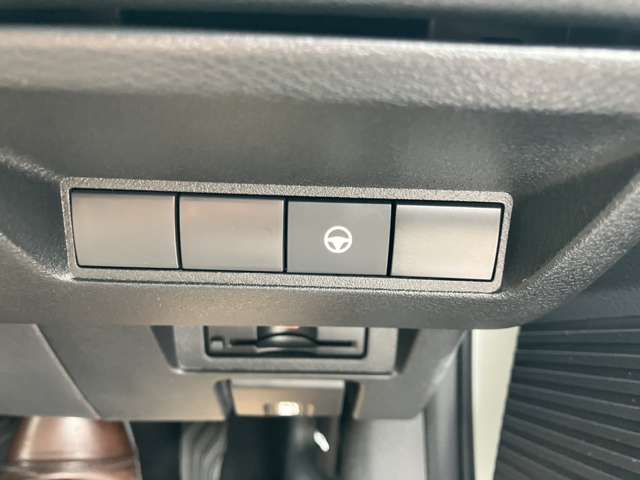 日産 ノートオーラ １．２ Ｇ レザーエディション R4年 (東北) 99