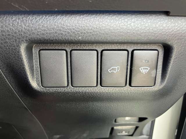 トヨタ ハリアー　ハイブリッド ２．５ ハイブリッド Ｅ－ＦＯＵＲ プレミアム ４ＷＤ H26年 (東北) 99