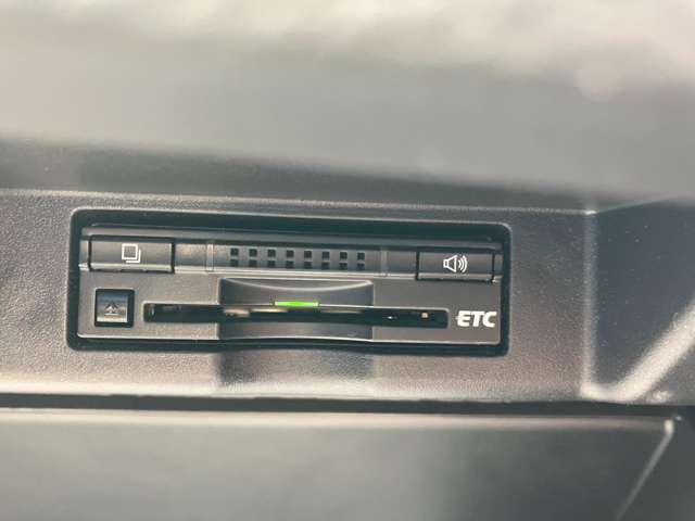 トヨタ ハリアー　ハイブリッド ２．５ ハイブリッド Ｅ－ＦＯＵＲ プレミアム ４ＷＤ H26年 (東北) 99