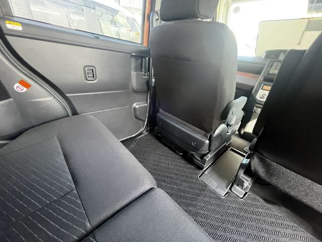 トヨタ ルーミー １．０ Ｇ ウェルキャブ 助手席リフトアップシート車 Ａタイプ R1年 (関東) 99