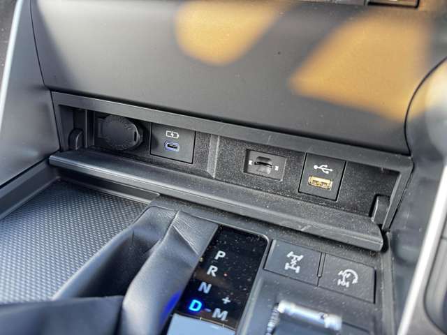 トヨタ ランドクルーザー ３．５ ＺＸ ４ＷＤ R4年 (九州・沖縄) 99