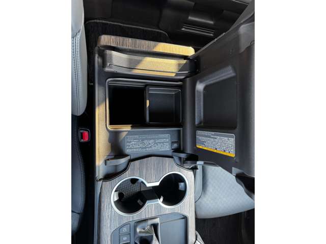 トヨタ ランドクルーザー ３．５ ＺＸ ４ＷＤ R4年 (九州・沖縄) 99