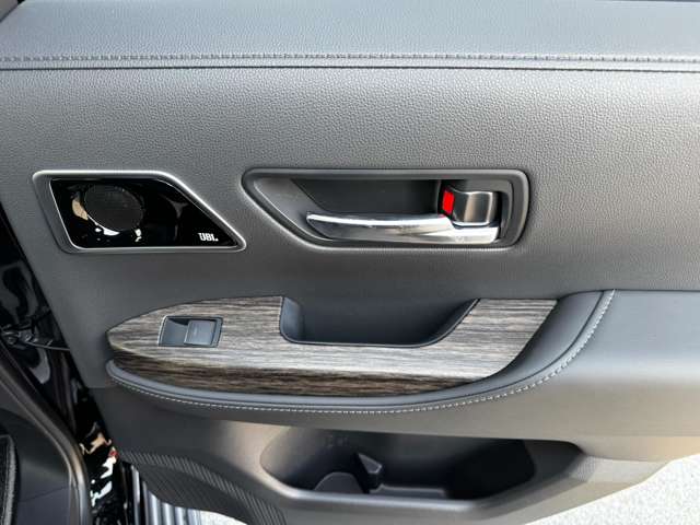 トヨタ ランドクルーザー ３．５ ＺＸ ４ＷＤ R4年 (九州・沖縄) 99