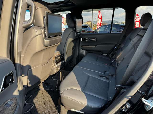 トヨタ ランドクルーザー ３．５ ＺＸ ４ＷＤ R4年 (九州・沖縄) 99