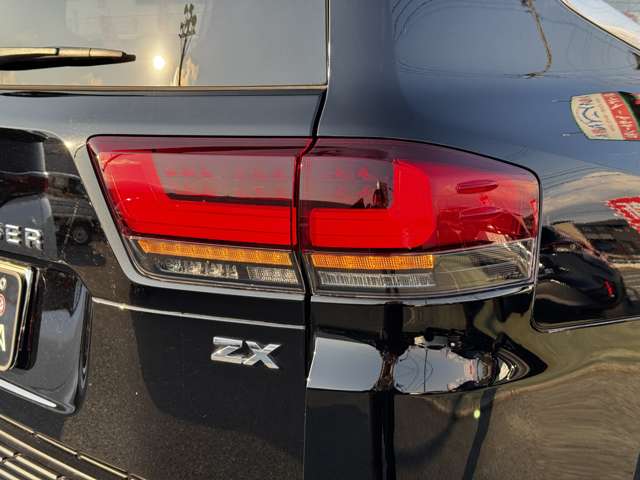 トヨタ ランドクルーザー ３．５ ＺＸ ４ＷＤ R4年 (九州・沖縄) 99