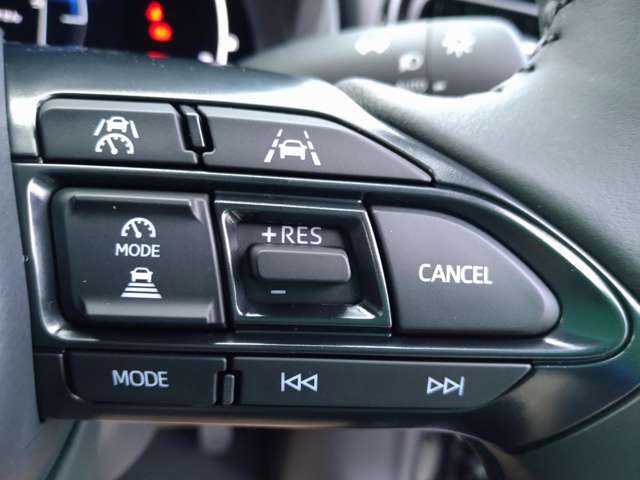 トヨタ ヤリスクロス　ハイブリッド １．５ ハイブリッド Ｚ R6年 (九州・沖縄) 99