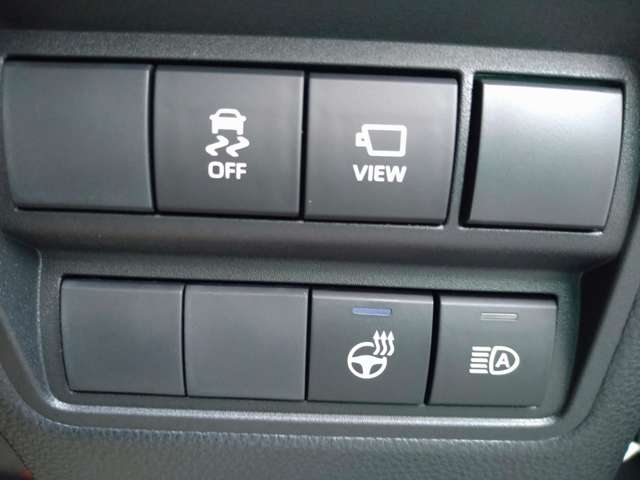 トヨタ ヤリスクロス　ハイブリッド １．５ ハイブリッド Ｚ R6年 (九州・沖縄) 99