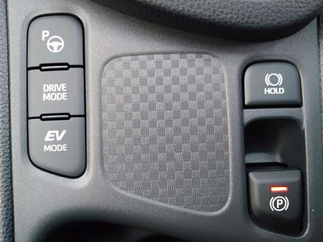 トヨタ ヤリスクロス　ハイブリッド １．５ ハイブリッド Ｚ R6年 (九州・沖縄) 99