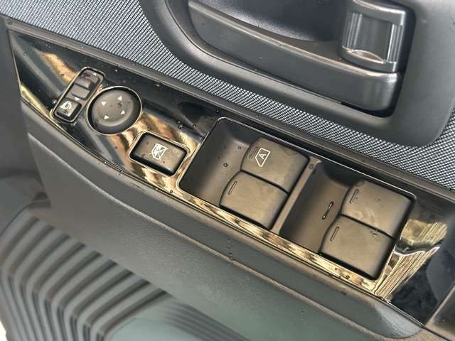 日産 サクラ Ｘ R6年 (東海) 99