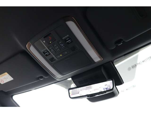 トヨタ アルファード　ハイブリッド ハイブリッド ２．５ Ｚ R6年 (近畿) 99