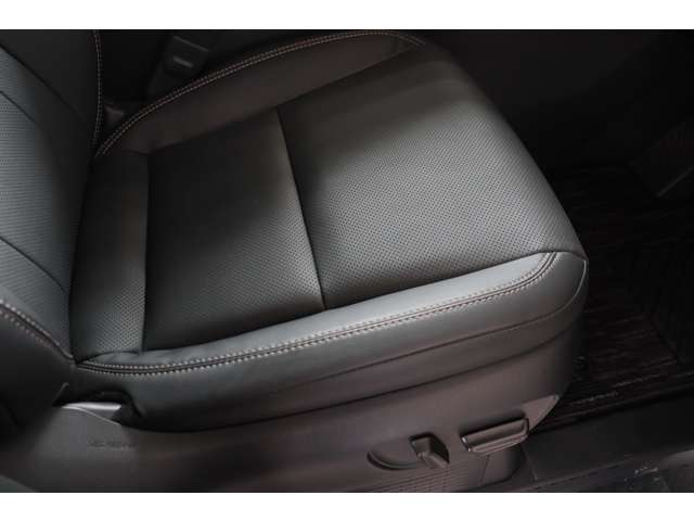 トヨタ アルファード　ハイブリッド ハイブリッド ２．５ Ｚ R6年 (近畿) 99