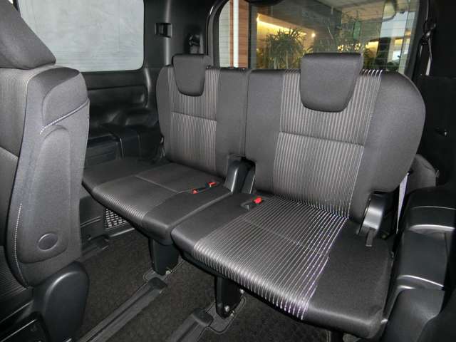 トヨタ ノア ２．０ ＳＩ H29年 (中国) 99