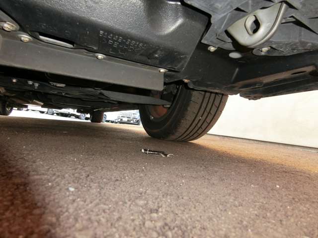 トヨタ ノア ２．０ ＳＩ H29年 (中国) 99