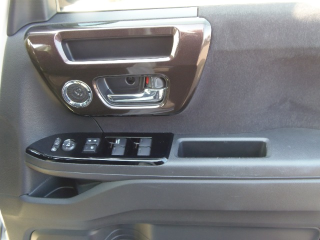 ホンダ Ｎ　ＢＯＸ カスタム ６６０ Ｇ Ｌ ホンダセンシング R2年 (東海) 99