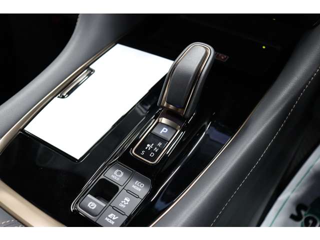 トヨタ アルファード　ハイブリッド ハイブリッド ２．５ Ｚ R6年 (東海) 99