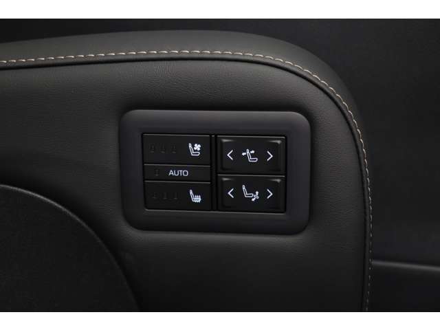 トヨタ アルファード　ハイブリッド ハイブリッド ２．５ Ｚ R6年 (東海) 99