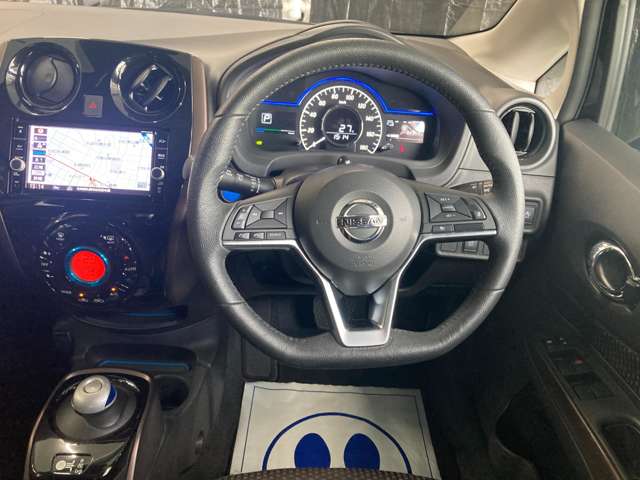 日産 ノート １．２ Ｅ－ＰＯＷＥＲ メダリスト ＦＯＵＲ ４ＷＤ H30年 (北海道) 99