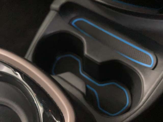 日産 ノート １．２ Ｅ－ＰＯＷＥＲ メダリスト ＦＯＵＲ ４ＷＤ H30年 (北海道) 99