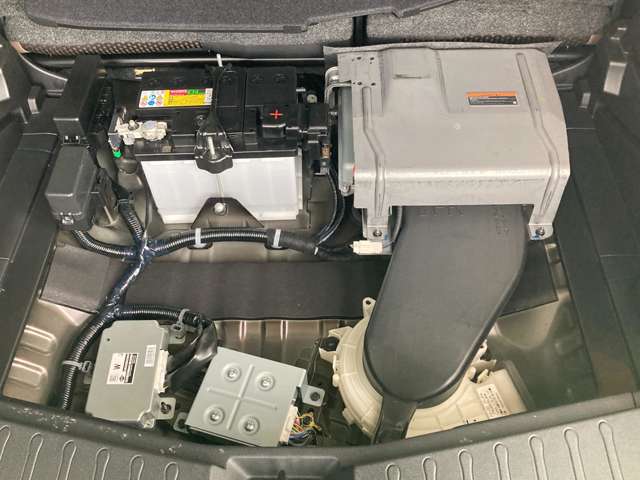 日産 ノート １．２ Ｅ－ＰＯＷＥＲ メダリスト ＦＯＵＲ ４ＷＤ H30年 (北海道) 99