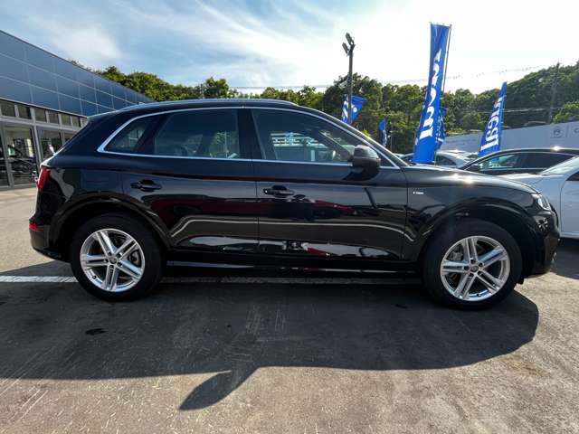 アウディ Ｑ５ ４５ ＴＦＳＩ クワトロ スポーツ Ｓラインパッケージ ４ＷＤ R2年 (東北) 99