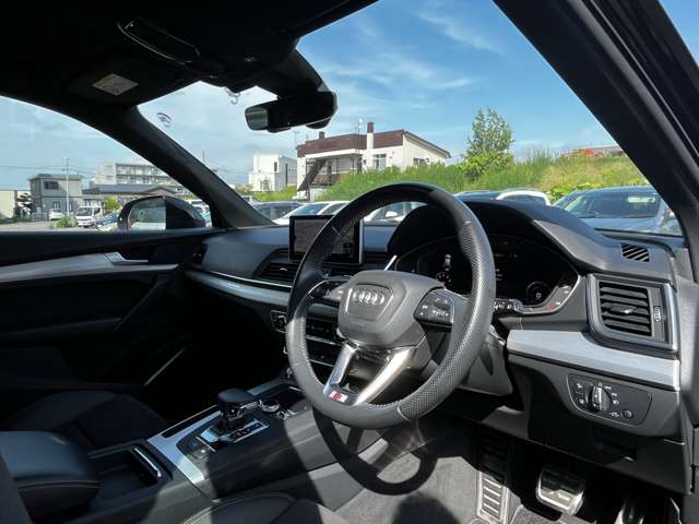 アウディ Ｑ５ ４５ ＴＦＳＩ クワトロ スポーツ Ｓラインパッケージ ４ＷＤ R2年 (東北) 99