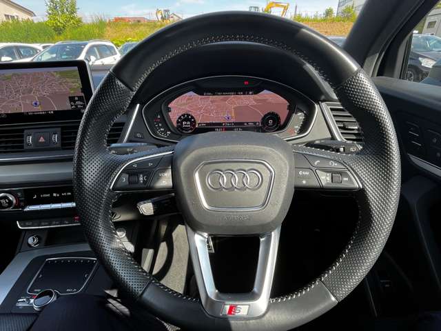 アウディ Ｑ５ ４５ ＴＦＳＩ クワトロ スポーツ Ｓラインパッケージ ４ＷＤ R2年 (東北) 99