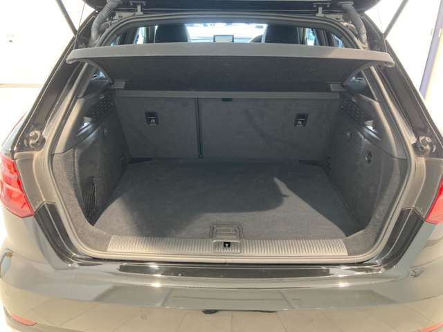 アウディ Ｓ３　スポーツバック ２．０ ４ＷＤ H29年 (東北) 99