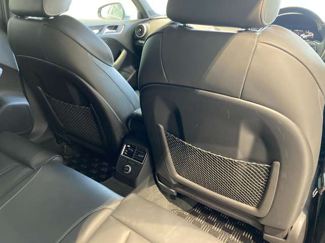 アウディ Ｓ３　スポーツバック ２．０ ４ＷＤ H29年 (東北) 99