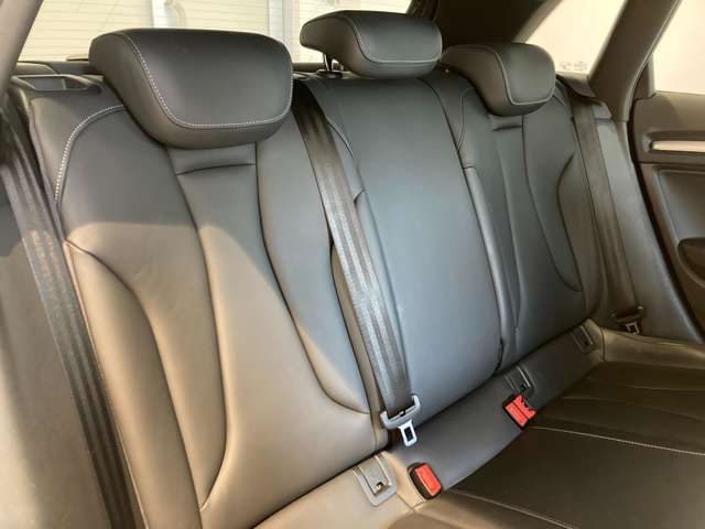 アウディ Ｓ３　スポーツバック ２．０ ４ＷＤ H29年 (東北) 99
