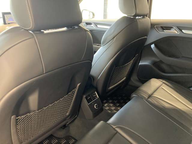 アウディ Ｓ３　スポーツバック ２．０ ４ＷＤ H29年 (東北) 99