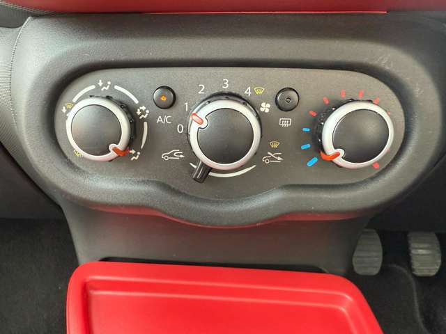 ルノー トゥインゴ ゼン H29年 (東北) 99