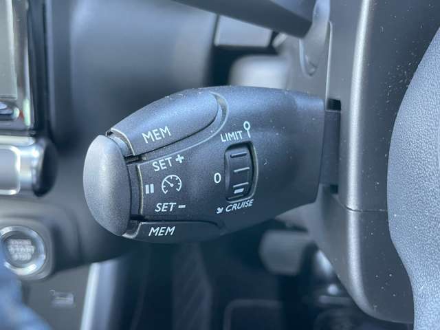 シトロエン Ｃ３　エアクロス　ＳＵＶ シャイン R2年 (東北) 99