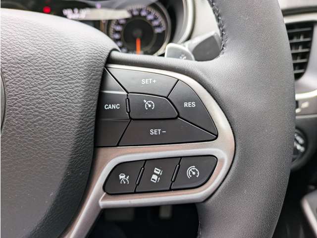 ジープ チェロキー ロンジチュード ４ＷＤ R3年 (東北) 99