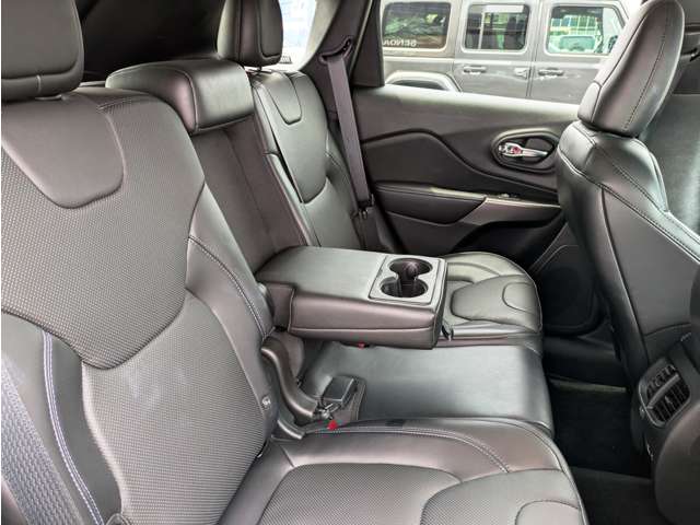 ジープ チェロキー ロンジチュード ４ＷＤ R3年 (東北) 99