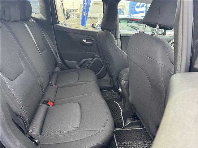 ジープ レネゲード ロンジチュード R3年 (東北) 99