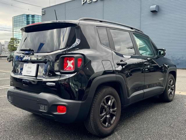 ジープ レネゲード ロンジチュード R3年 (東北) 99