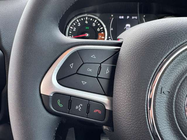 ジープ レネゲード ロンジチュード R3年 (東北) 99