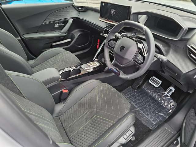 プジョー ＳＵＶ ２００８ ＧＴ ブルーＨＤＩ ディーゼルターボ R7年 (東北) 99